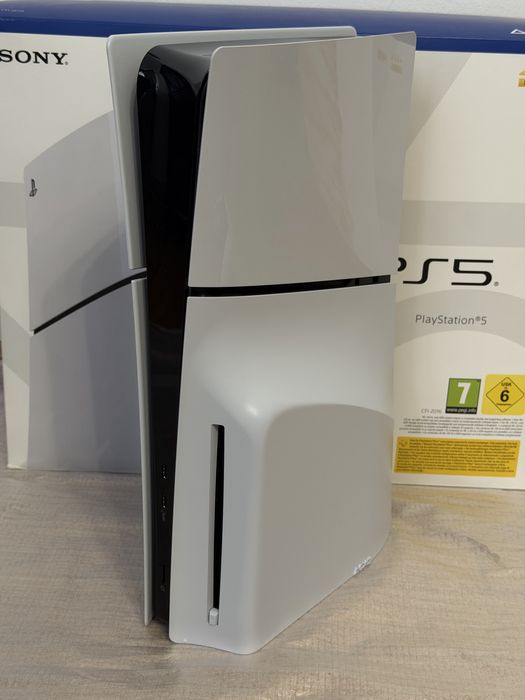 PlayStation 5 slim blu-ray 1 TB