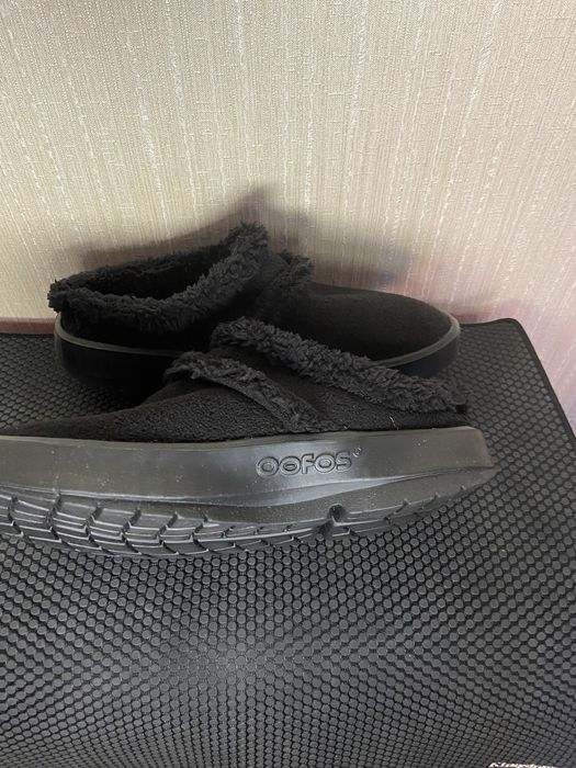 Жіночі капці-скіпери OOFOS OOcoozie - Сабо