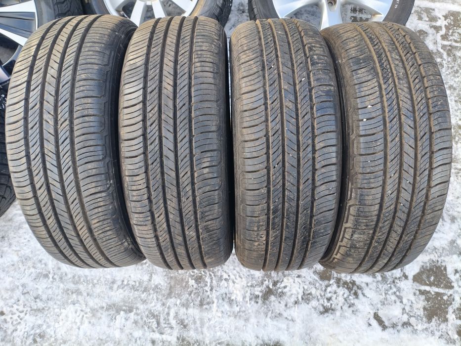 Komplet opon letnich demo nowe Kumho 225/60 R 17 99V 2023 roku
