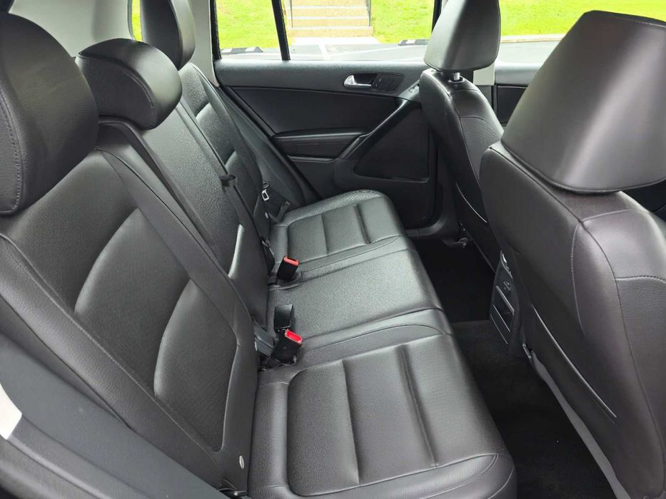 Volkswagen Tiguan S 4Motion      2016