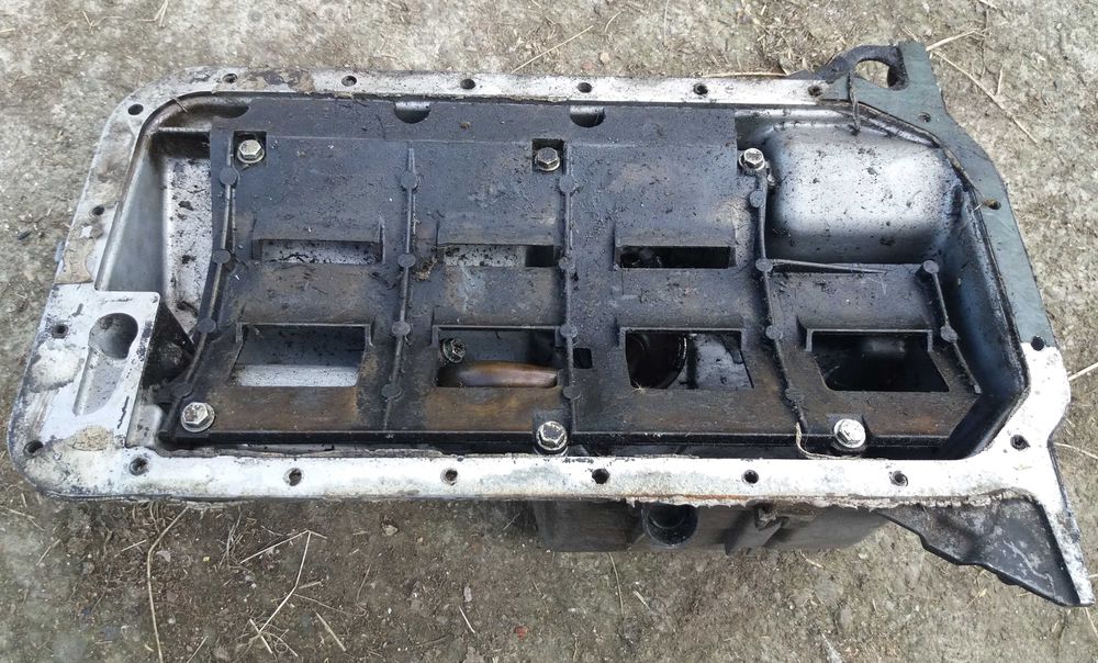 bmw e36 m42b18   318is  miska olejowa