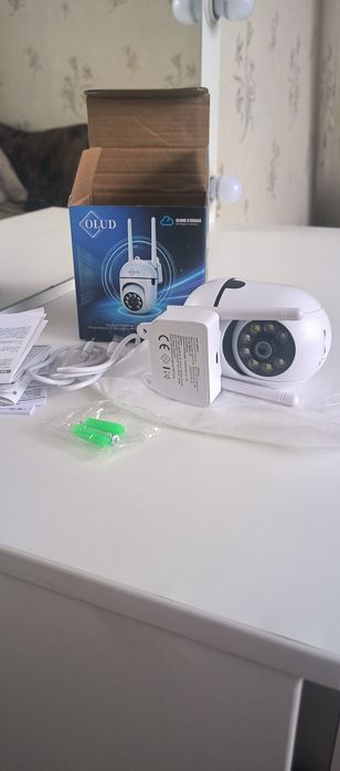 Вулична поворотна Wi-Fi камера Cloud Storage PTZ (Нова)