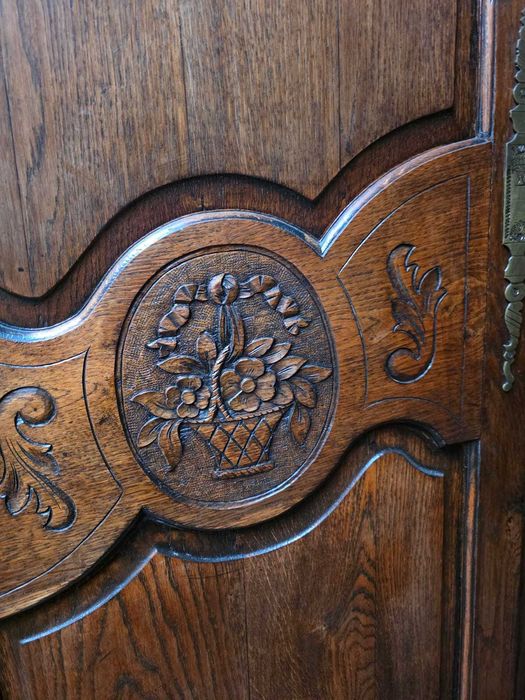 Szafa dębowa Ludwik, rzeźbiona #2491 Stylowy Węgrów