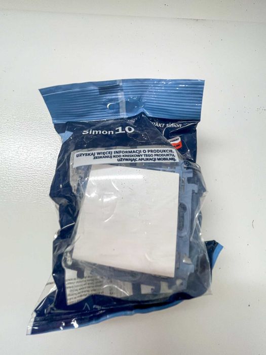Komplet 3 szt. Włącznik / Wyłącznik pojedynczy Simon 10 NOWE Kpl