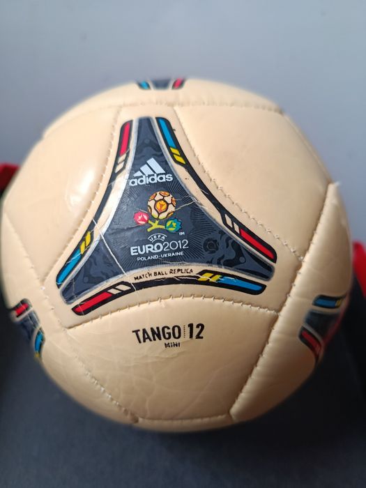 Мяч Tango 12 mini EURO 2012: 450 грн. - Футбол Днепр на Olx