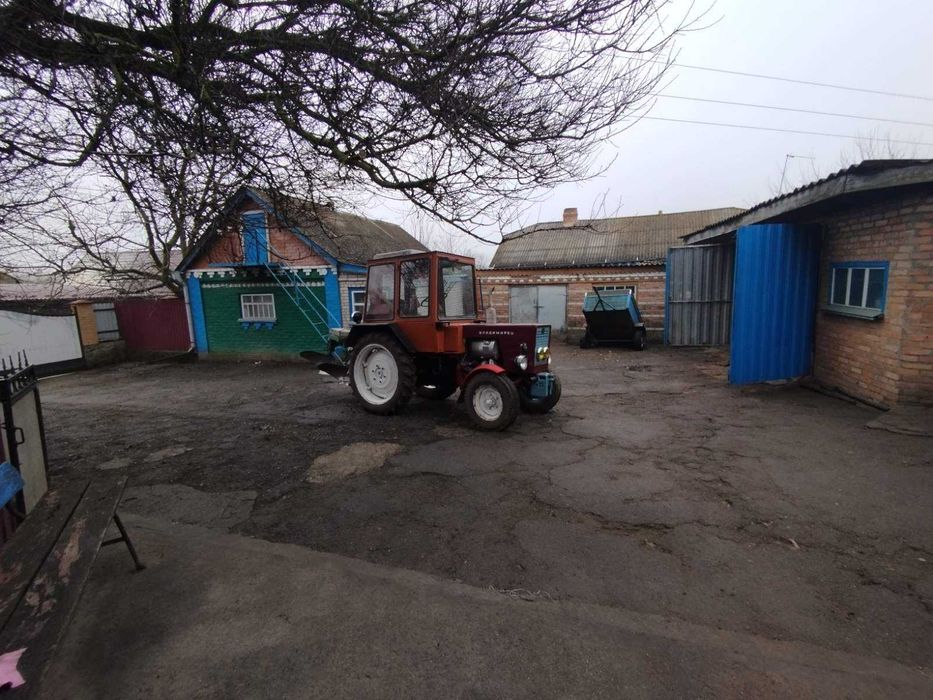 Продам Трактор Т-25,, картоплесаджалка, (можна окремо