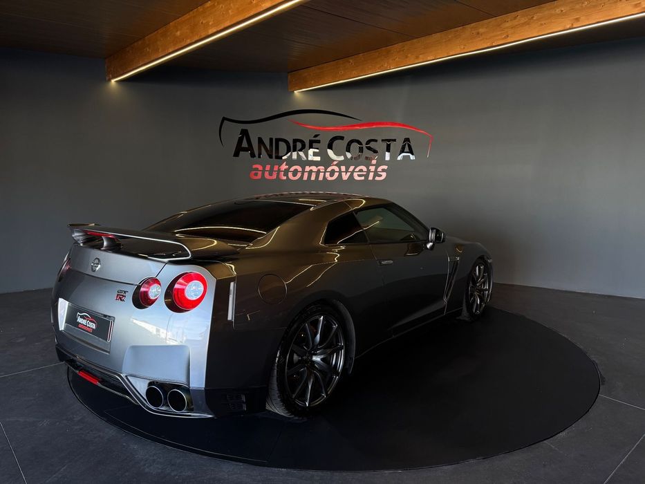 Nissan GT-R 3.8 V6 Black Edition