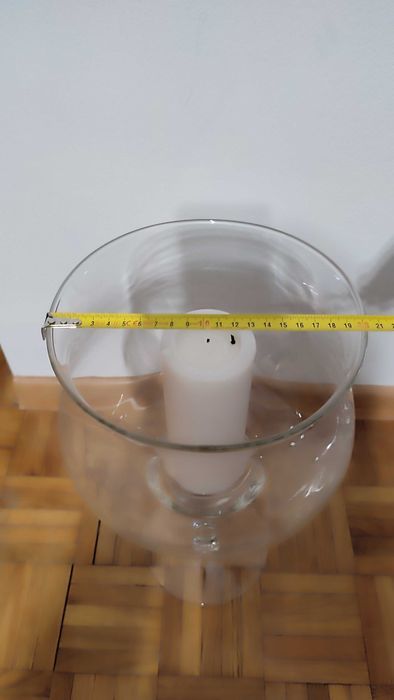 Wazon w kształcie kielicha do wina, wysoki 40 cm. Wazon kielich.