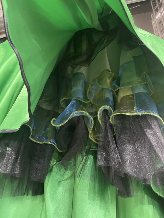 Вечірня сукня, сукня на випускний