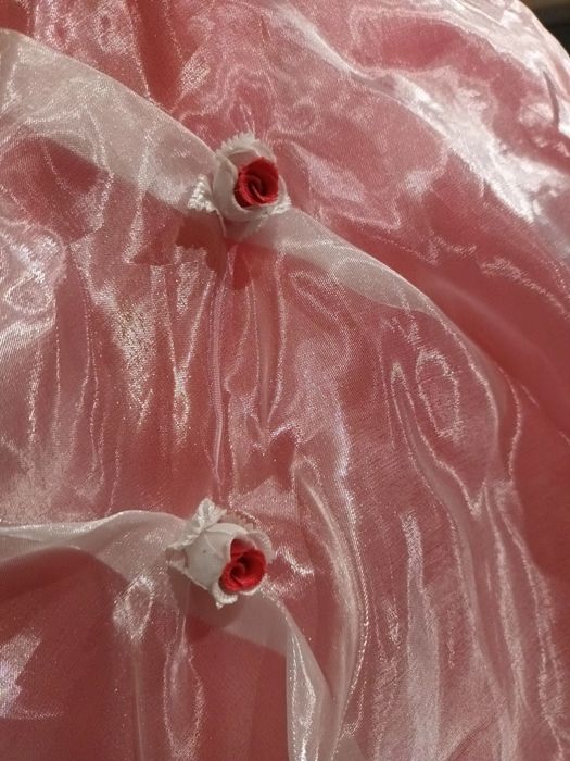 Платье  на выпускной.