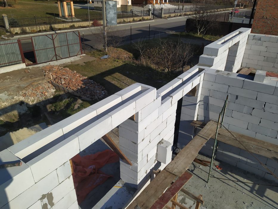 Будівництво із газоблоку будь якої складності!