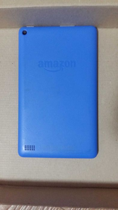 Лот планшетов Apple iPad, iPod, Amazon, Yestel, Zeki