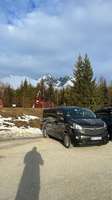 Wynejem busa 9 osobowego / busy