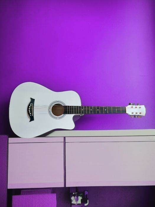 Акустична гітара НОВА