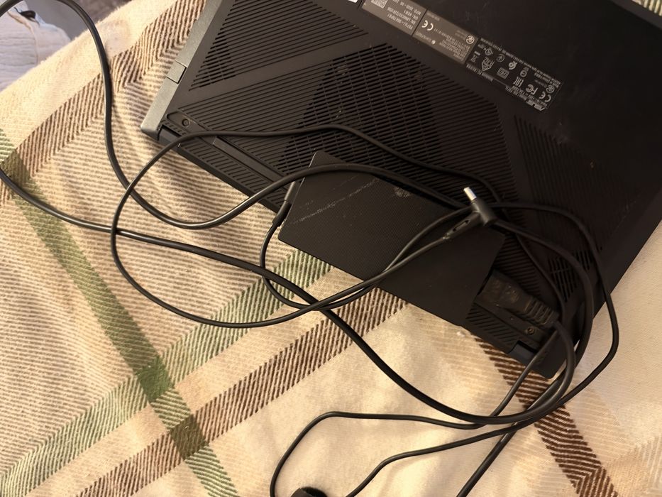 Portatil asus vivobook