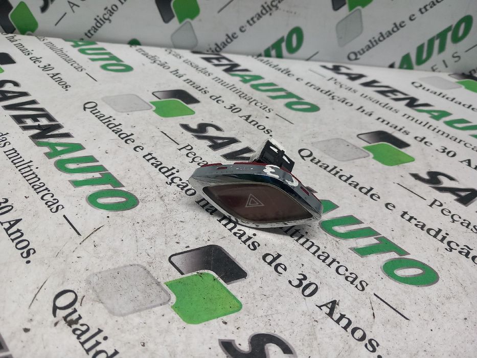 Botão / interruptor 4 piscas CITROËN DS3