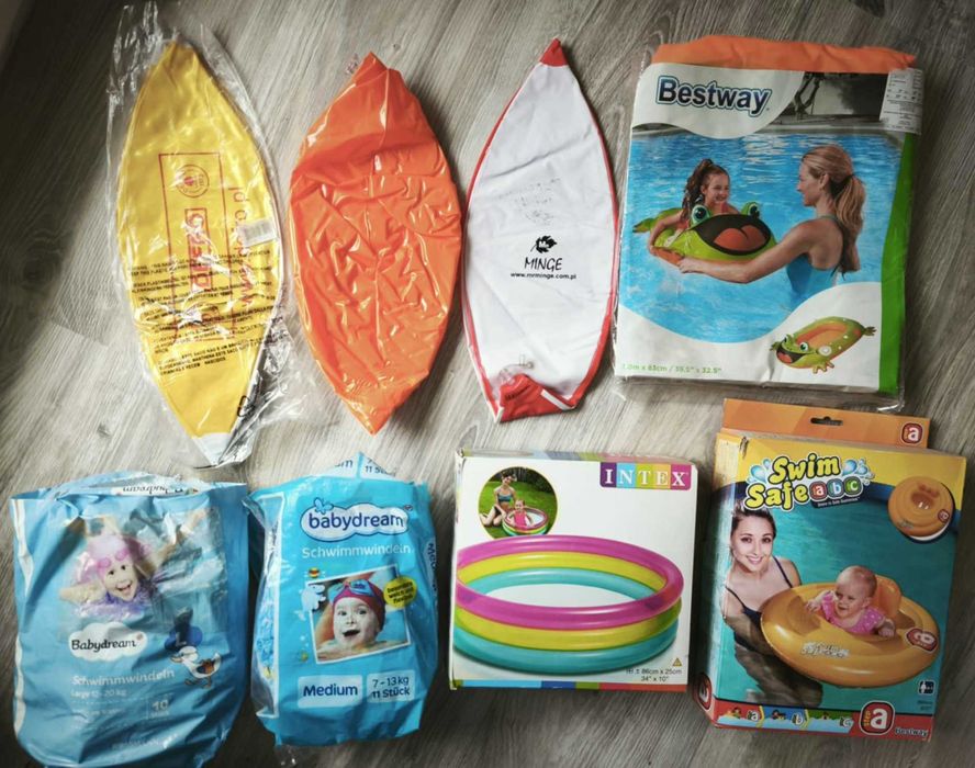 Zestaw dmuchany dla maluszka, basen, ponton, pampersy do pływania