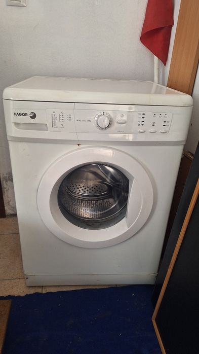 Maquina lavar roupa