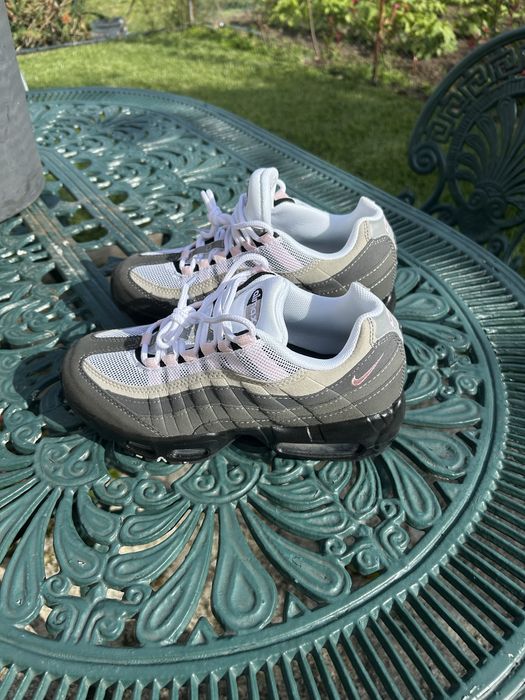 Air Max 95 - Novas e nunca usadas