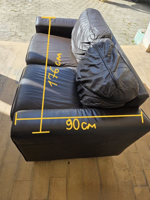Sofa cama de casal Sofa bed
​Descrição:
Vendo sofá-cama de casal, muito prático e em excelente estado de conser