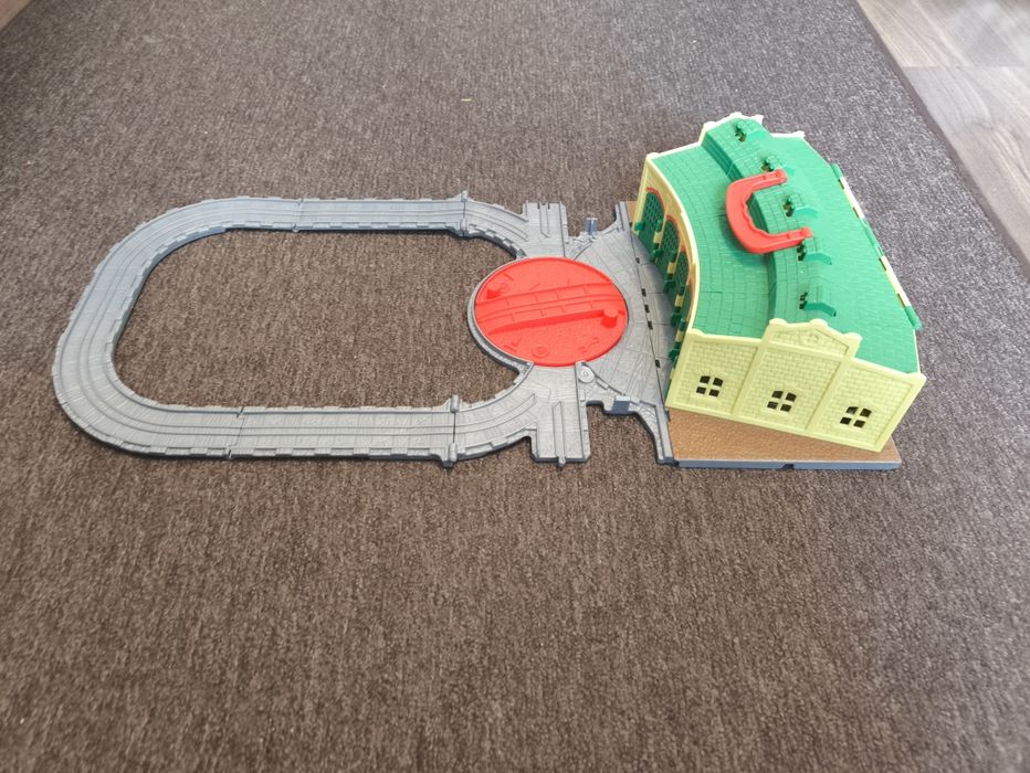 Tomek i przyjaciele Take-n-play Domkowo