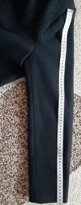 Czarny płaszczyk damski r 18
