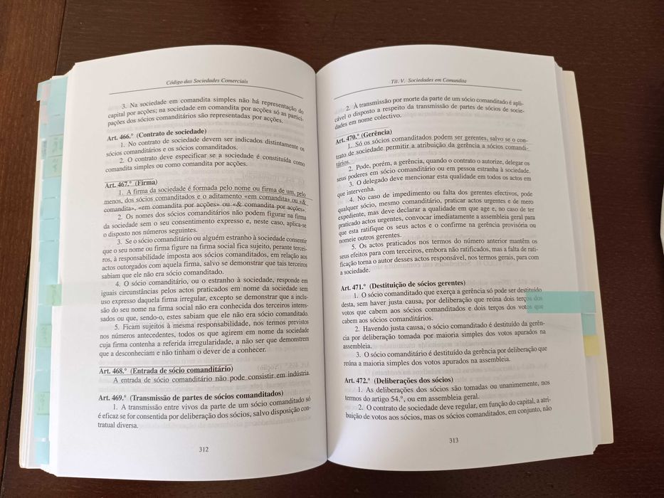 Livro " Código das sociedades comerciais"