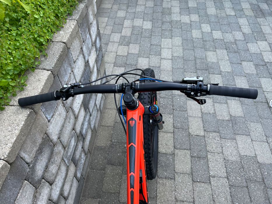 Trek Slash 9 - Rama M/L (17,5/18,5") - koła 27,5"