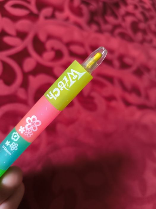 Conjunto de material escolar NOVO