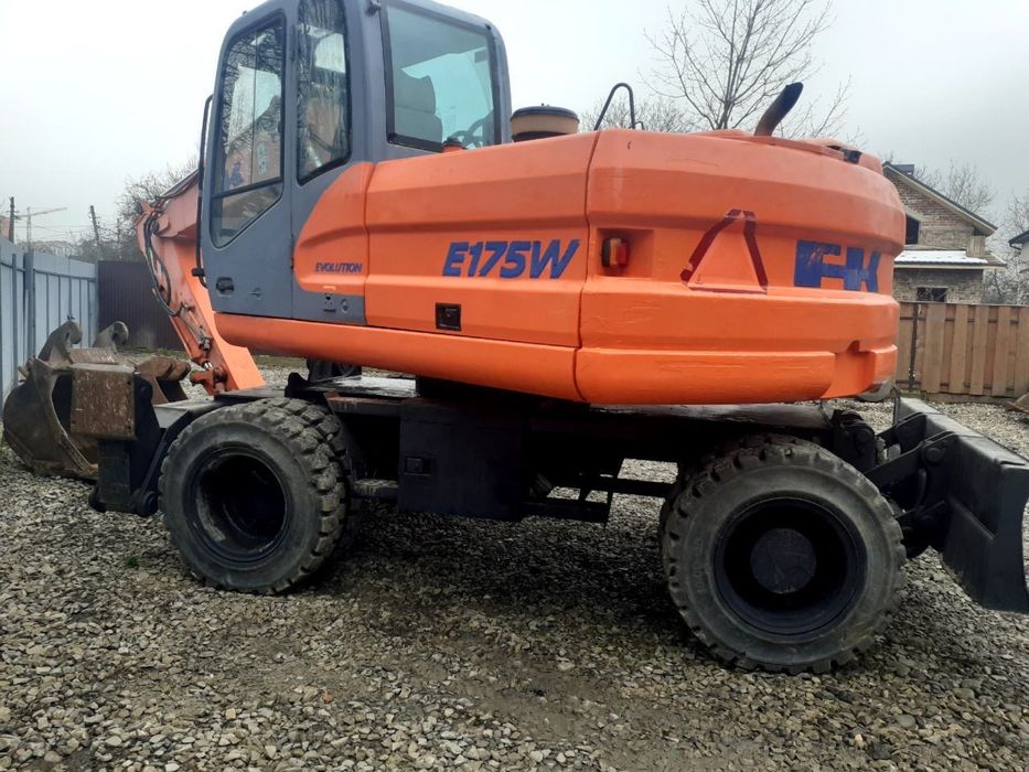 Фіат Кобелко Е 175 E