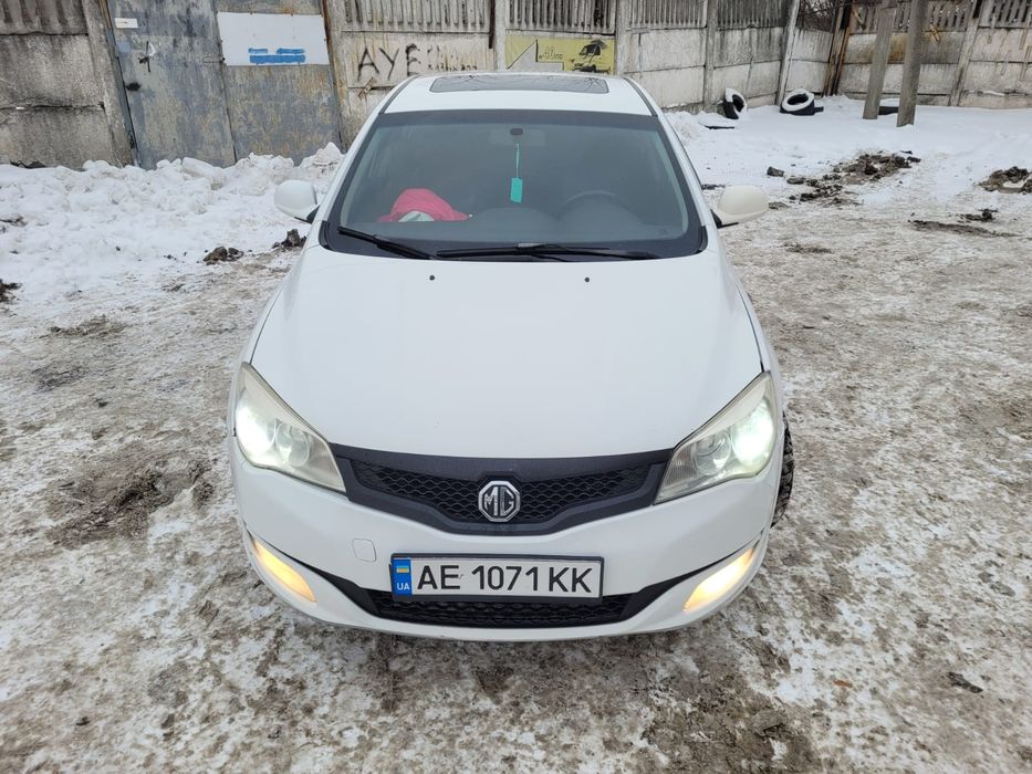 Продам MG, 350,1,5/2013 года. На полном увереном ходу. Без вложений