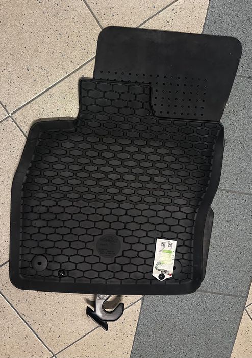 Dywaniki gumowe do Audi A3/Seat Leon/Volkswagen Golf VII/VIII