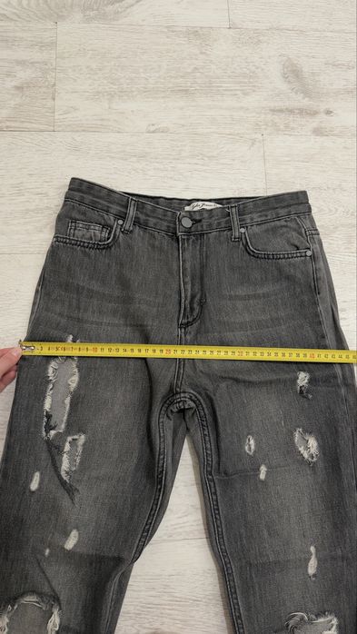 Жіночі джинси розмір s