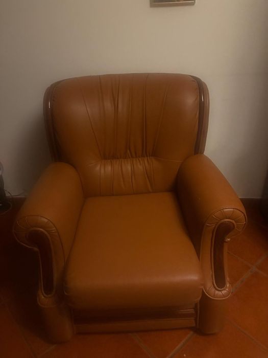 Conjunto de 3 Sofás em Couro Castanho