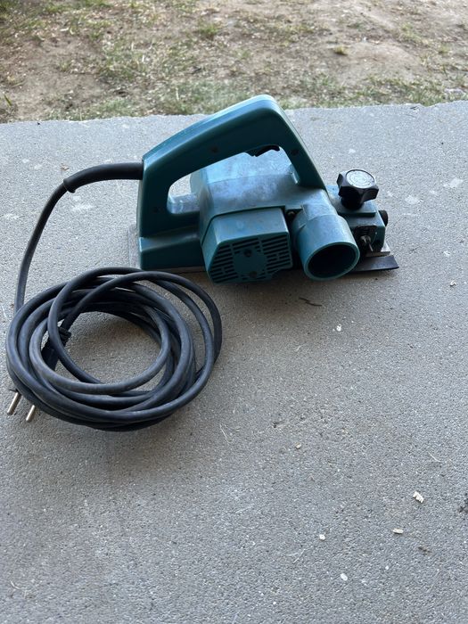 Strug Makita Japan