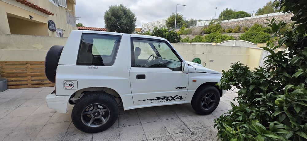 Suzuki Vitara 1.9 TD de 75 cv descapotável Hard top