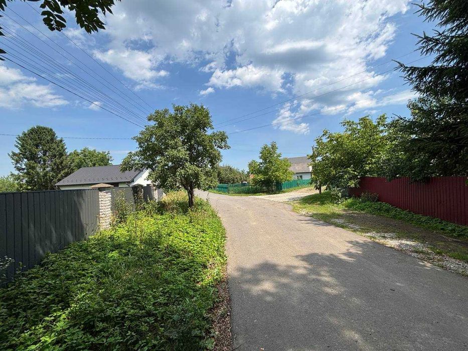 Продаж ділянка 28сот під забудову. Черніїв. Світло. Газ. Вода. Асфальт