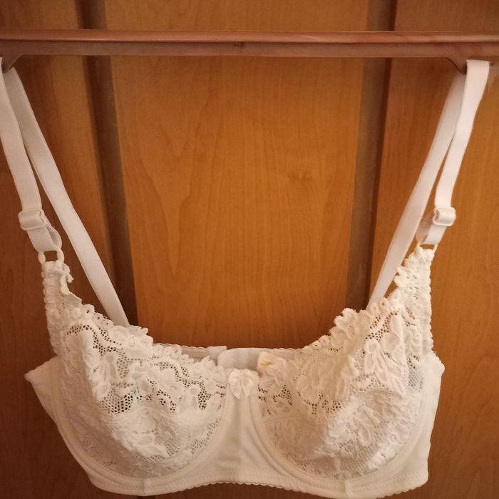 Продам бюстгальтер