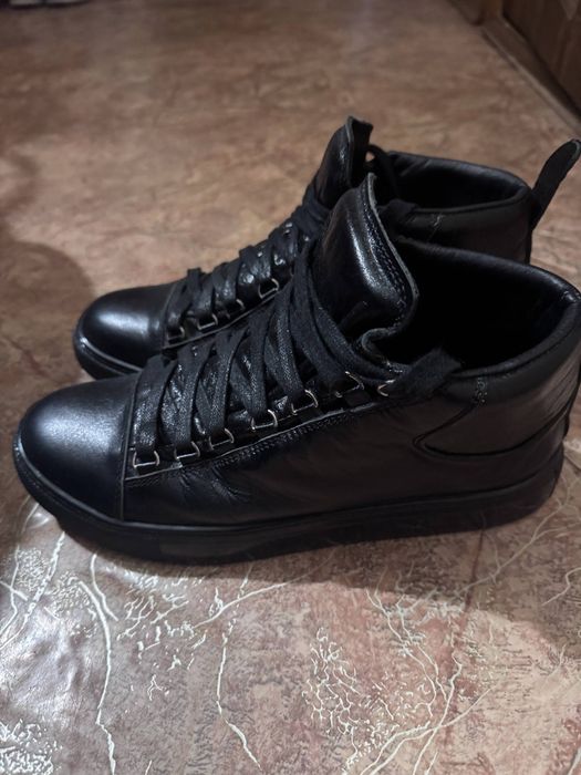 balenciaga arena