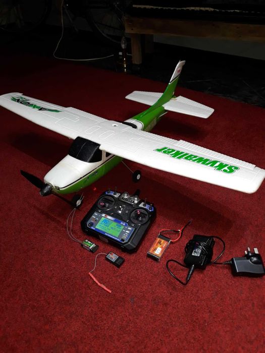 Axion RC Skywalker samolot rc