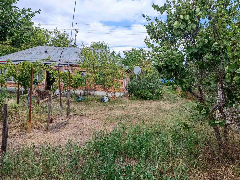 Продажа дома з участком землі 54 сотки