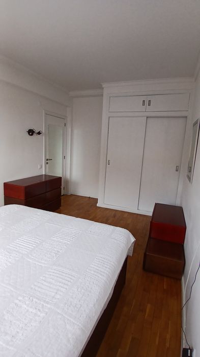 T2 Jardins Arrábida - Arrenda-se