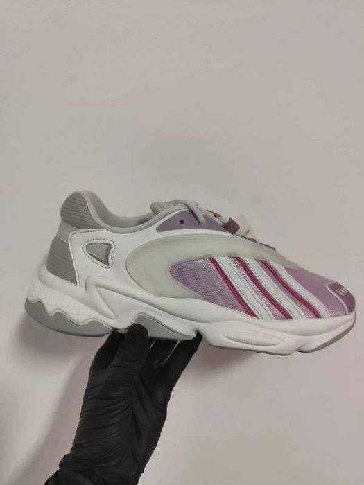 Sapatilhas adidas oztral