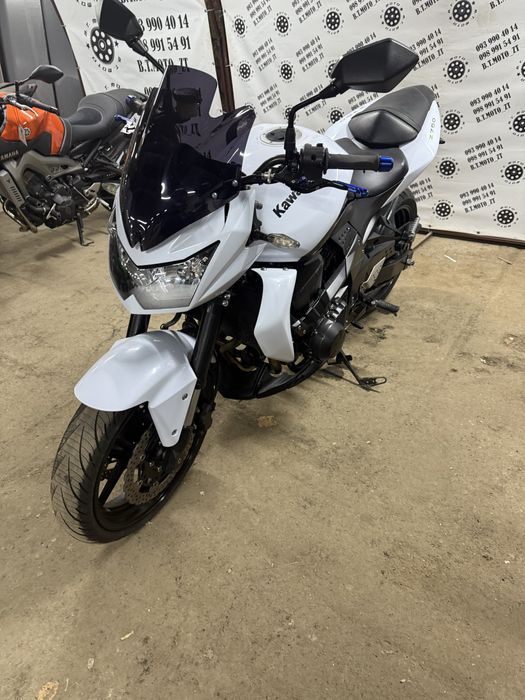 Мотоцикл Kawasaki Z750 из Японии Кавасаки Зет 750