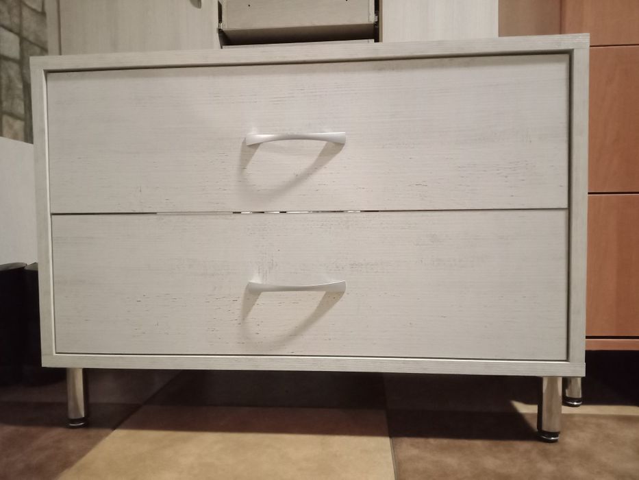 Меблі на замовлення, комод, тумбочки,столи, шафи-купе, та  інше