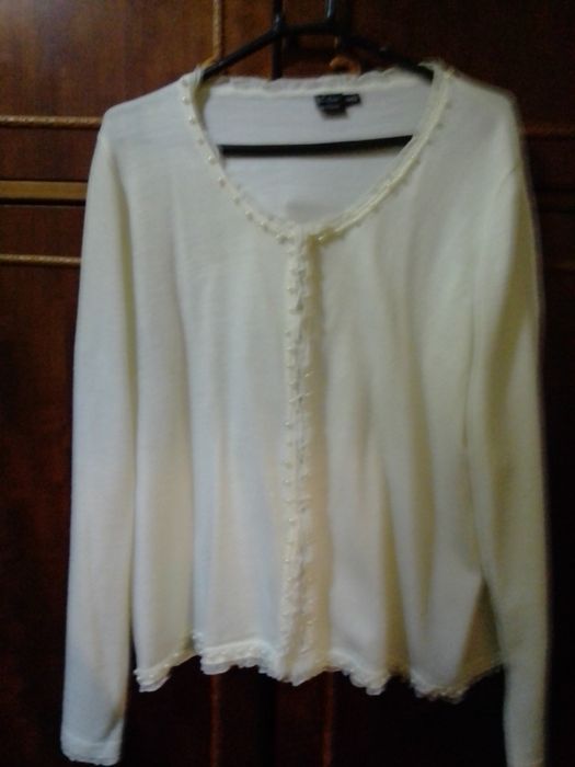 Нарядная трикотажная кофта