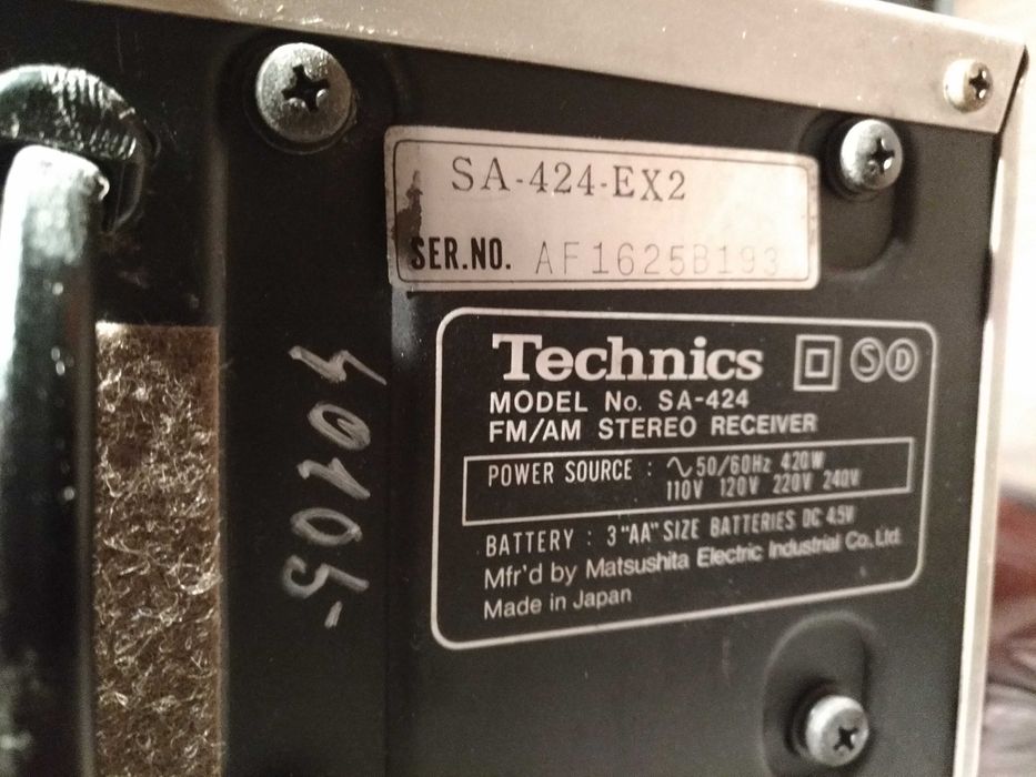 Technics  FM/AM stereo receiver SA-424