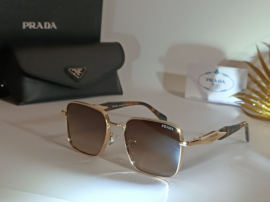 Брендові жіночі окуляри Prada. Нові.