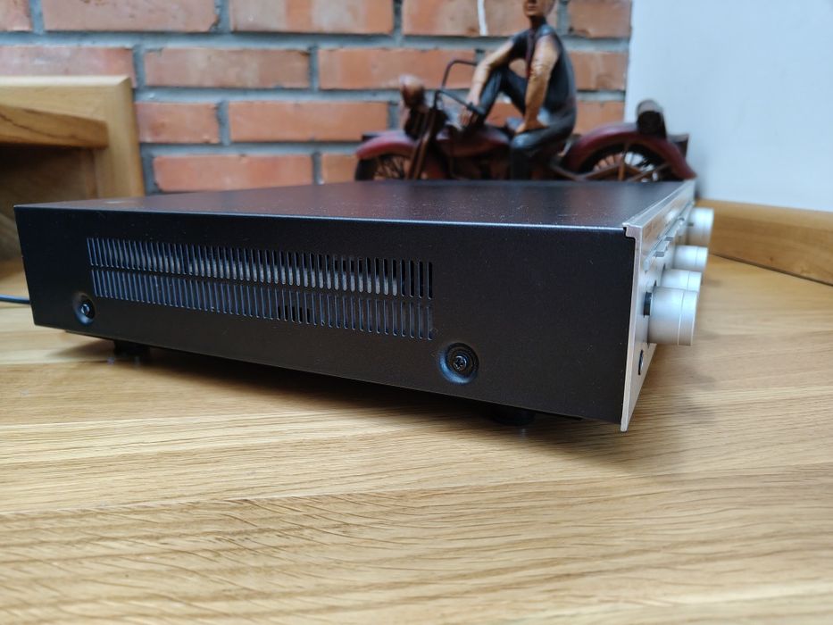 Amplituner Luxman R5045