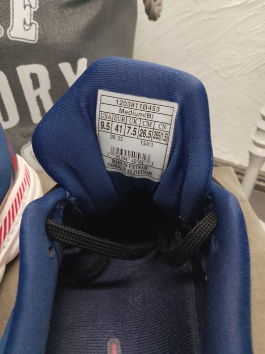 Brooks Adrenaline GTS 23, кросівки жіночі